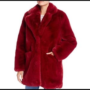 Apparis coat